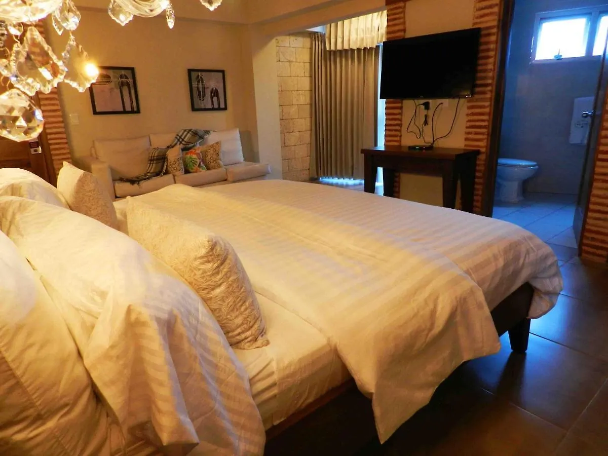 Mon Hotel Boutique Constanza 4*,